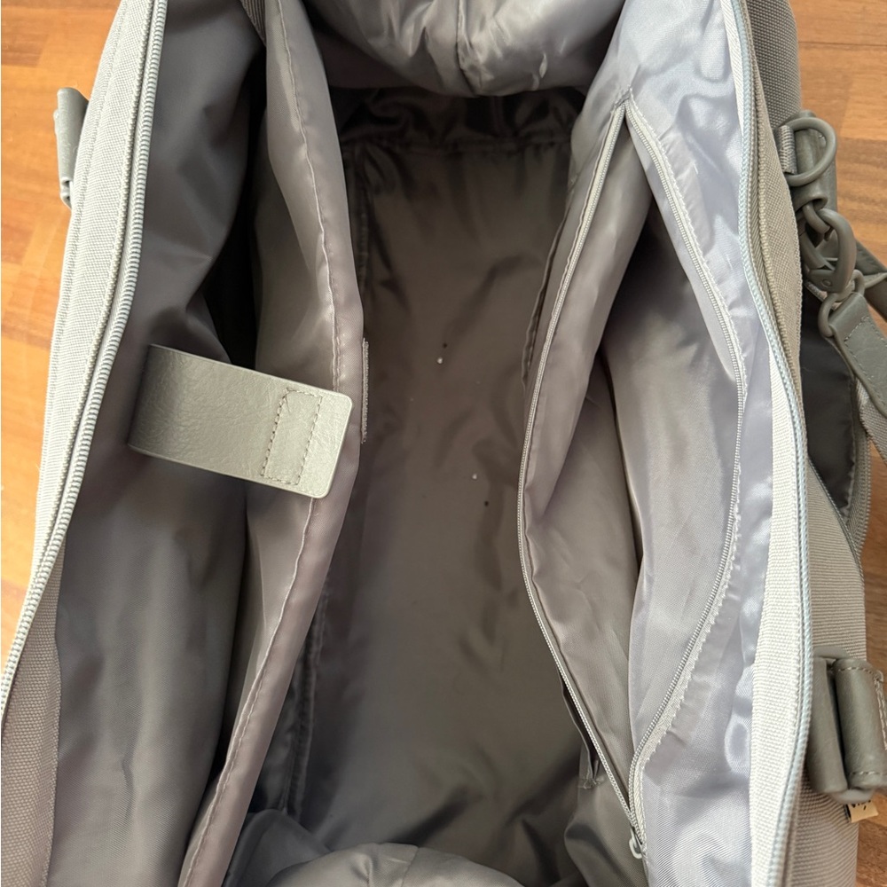 Beis Weekender Bag - Picture 4 of 4